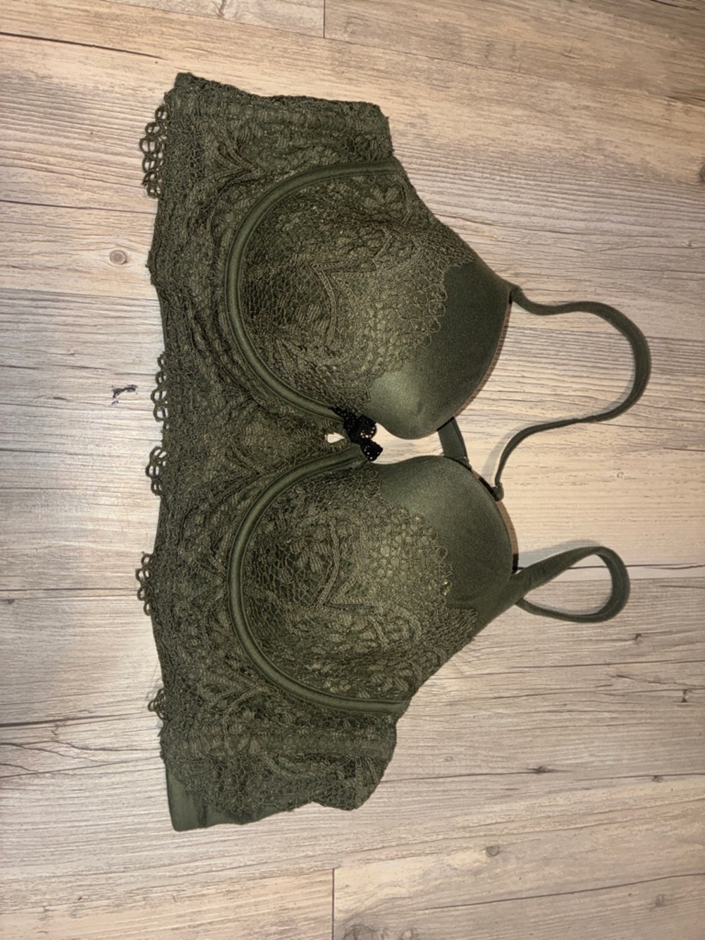 Victoria's Secret Olive Green Lace Push-Up Bra